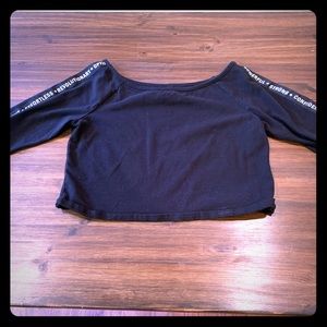 Mid-length sleeve black crop top